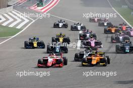 Race, Mick Schumacher (GER) PREMA Racing and Jack Aitken (GBR) Campos Racing 31.03.2019. FIA Formula 2 Championship, Rd 1, Sakhir, Bahrain, Sunday.