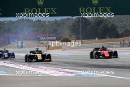 Race 1, Guanyu Zhou (CHI) UNI-Virtuosi Racing and Mahaveer Raghunathan (IND) MP Motorsport 22.06.2019. FIA Formula 2 Championship, Rd 5, Paul Ricard, France, Saturday.