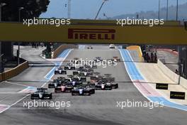 Race 1, Start of the race 22.06.2019. FIA Formula 3 Championship, Rd 2, Paul Ricard, France, Saturday.