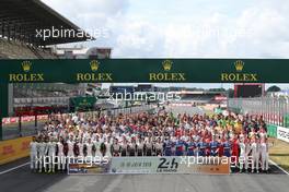 The 2019 Le Mans entrants group photo. 09-11.06.2019. FIA World Endurance Championship, Le Mans 24 Hours, Preview, Le Mans, France.