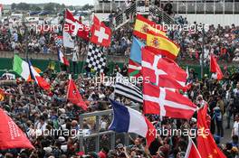 Toyota Gazoo Racing fans at the podium. 16.06.2019. FIA World Endurance Championship, Le Mans 24 Hours, Race, Le Mans, France. Sunday.