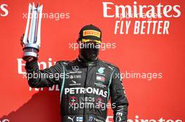 Valtteri Bottas (FIN) Mercedes AMG F1 celebrates his third position on the podium. 09.08.2020. Formula 1 World Championship, Rd 5, 70th Anniversary Grand Prix, Silverstone, England, Race Day.