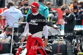 Charles Leclerc (MON) Ferrari on the grid. 09.08.2020. Formula 1 World Championship, Rd 5, 70th Anniversary Grand Prix, Silverstone, England, Race Day.