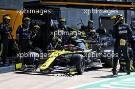 Esteban Ocon (FRA) Renault F1 Team RS20 makes a pit stop. 09.08.2020. Formula 1 World Championship, Rd 5, 70th Anniversary Grand Prix, Silverstone, England, Race Day.