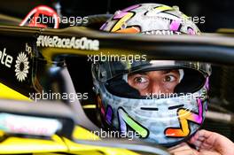 Daniel Ricciardo (AUS) Renault F1 Team RS20. 08.08.2020. Formula 1 World Championship, Rd 5, 70th Anniversary Grand Prix, Silverstone, England, Qualifying Day.