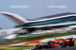 Alexander Albon (THA) Red Bull Racing RB16.                                08.08.2020. Formula 1 World Championship, Rd 5, 70th Anniversary Grand Prix, Silverstone, England, Qualifying Day.