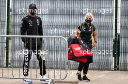 Lewis Hamilton (GBR) Mercedes AMG F1 with Angela Cullen (NZL) Mercedes AMG F1 Physiotherapist. 09.08.2020. Formula 1 World Championship, Rd 5, 70th Anniversary Grand Prix, Silverstone, England, Race Day.