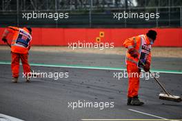 Circuit atmosphere - marshals sweep clean the circuit. 09.08.2020. Formula 1 World Championship, Rd 5, 70th Anniversary Grand Prix, Silverstone, England, Race Day.