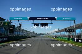 The start finish straight. 11.03.2020. Formula 1 World Championship, Rd 1, Australian Grand Prix, Albert Park, Melbourne, Australia, Preparation Day.