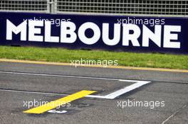 Circuit atmosphere - grid markings. 11.03.2020. Formula 1 World Championship, Rd 1, Australian Grand Prix, Albert Park, Melbourne, Australia, Preparation Day.