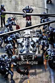 Daniil Kvyat (RUS) AlphaTauri AT01 makes a pit stop. 05.07.2020. Formula 1 World Championship, Rd 1, Austrian Grand Prix, Spielberg, Austria, Race Day.