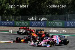 Sergio Perez (MEX) Racing Point F1 Team RP19 and Alexander Albon (THA) Red Bull Racing RB16 battle for position. 05.07.2020. Formula 1 World Championship, Rd 1, Austrian Grand Prix, Spielberg, Austria, Race Day.