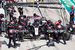 Romain Grosjean (FRA) Haas F1 Team VF-20 makes a pit stop. 05.07.2020. Formula 1 World Championship, Rd 1, Austrian Grand Prix, Spielberg, Austria, Race Day.