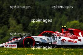 Antonio Giovinazzi (ITA) Alfa Romeo Racing C39. 04.07.2020. Formula 1 World Championship, Rd 1, Austrian Grand Prix, Spielberg, Austria, Qualifying Day.