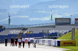 Lando Norris (GBR) McLaren walks the circuit with the team. 02.07.2020. Formula 1 World Championship, Rd 1, Austrian Grand Prix, Spielberg, Austria, Preparation Day.