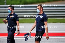 Daniil Kvyat (RUS) AlphaTauri walks the circuit with the team. 02.07.2020. Formula 1 World Championship, Rd 1, Austrian Grand Prix, Spielberg, Austria, Preparation Day.