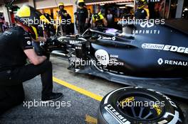 Renault F1 Team practices a pit stop. 21.02.2020. Formula One Testing, Day Three, Barcelona, Spain. Friday.