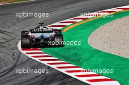 Romain Grosjean (FRA) Haas F1 Team VF-20. 20.02.2020. Formula One Testing, Day Two, Barcelona, Spain. Thursday.