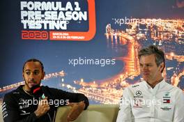 (L to R): Lewis Hamilton (GBR) Mercedes AMG F1 and James Allison (GBR) Mercedes AMG F1 Technical Director in the FIA Press Conference. 20.02.2020. Formula One Testing, Day Two, Barcelona, Spain. Thursday.