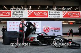 Kevin Magnussen (DEN) Haas F1 Team and team mate Romain Grosjean (FRA) Haas F1 Team unveil the Haas VF-20. 19.02.2020. Formula One Testing, Day One, Barcelona, Spain. Wednesday.