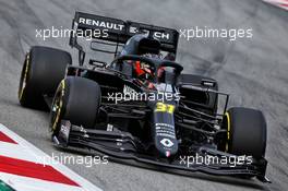Esteban Ocon (FRA) Renault F1 Team RS20. 27.02.2020. Formula One Testing, Day Two, Barcelona, Spain. Thursday.