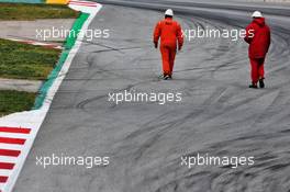 Marshals on the circuit. 27.02.2020. Formula One Testing, Day Two, Barcelona, Spain. Thursday.