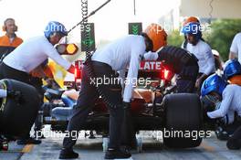 Lando Norris (GBR) McLaren MCL35 practices a pit stop. 27.02.2020. Formula One Testing, Day Two, Barcelona, Spain. Thursday.