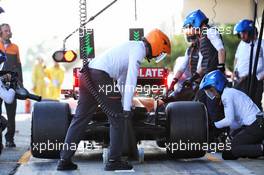 Lando Norris (GBR) McLaren MCL35 practices a pit stop. 27.02.2020. Formula One Testing, Day Two, Barcelona, Spain. Thursday.
