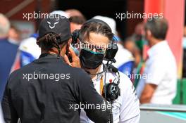 Toto Wolff (GER) Mercedes AMG F1 Shareholder and Executive Director on the grid with Peter Bonnington (GBR) Mercedes AMG F1 Race Engineer. 30.08.2020. Formula 1 World Championship, Rd 7, Belgian Grand Prix, Spa Francorchamps, Belgium, Race Day.