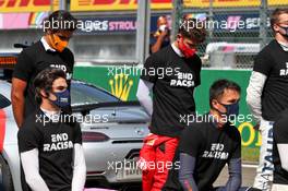 (L to R): Carlos Sainz Jr (ESP) McLaren; Lance Stroll (CDN) Racing Point F1 Team; Charles Leclerc (MON) Ferrari; and Alexander Albon (THA) Red Bull Racing, grid atmosphere - end racism. 30.08.2020. Formula 1 World Championship, Rd 7, Belgian Grand Prix, Spa Francorchamps, Belgium, Race Day.