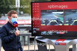 (L to R): Anthony Davidson (GBR) Sky Sports F1 Presenter. 29.08.2020. Formula 1 World Championship, Rd 7, Belgian Grand Prix, Spa Francorchamps, Belgium, Qualifying Day.