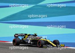 Esteban Ocon (FRA) Renault F1 Team RS20. 27.11.2020. Formula 1 World Championship, Rd 15, Bahrain Grand Prix, Sakhir, Bahrain, Practice Day