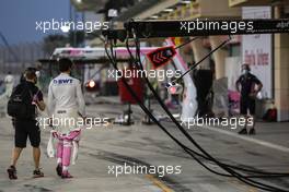 Lance Stroll (CDN) Racing Point F1 Team on the grid. 29.11.2020. Formula 1 World Championship, Rd 15, Bahrain Grand Prix, Sakhir, Bahrain, Race Day.
