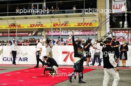 Lewis Hamilton (GBR) Mercedes AMG F1 on the grid. 29.11.2020. Formula 1 World Championship, Rd 15, Bahrain Grand Prix, Sakhir, Bahrain, Race Day.