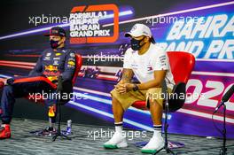 (L to R): Max Verstappen (NLD) Red Bull Racing and Lewis Hamilton (GBR) Mercedes AMG F1 in the post race FIA Press Conference. 29.11.2020. Formula 1 World Championship, Rd 15, Bahrain Grand Prix, Sakhir, Bahrain, Race Day.