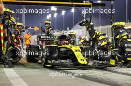 Esteban Ocon (FRA) Renault F1 Team RS20 makes a pit stop. 29.11.2020. Formula 1 World Championship, Rd 15, Bahrain Grand Prix, Sakhir, Bahrain, Race Day.