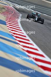Lewis Hamilton (GBR) Mercedes AMG F1 W11. 28.11.2020. Formula 1 World Championship, Rd 15, Bahrain Grand Prix, Sakhir, Bahrain, Qualifying Day.
