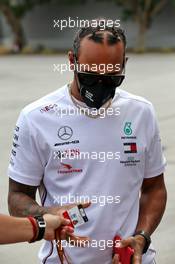 Lewis Hamilton (GBR) Mercedes AMG F1. 28.11.2020. Formula 1 World Championship, Rd 15, Bahrain Grand Prix, Sakhir, Bahrain, Qualifying Day.