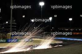 Sparks flying during qualifying. 28.11.2020. Formula 1 World Championship, Rd 15, Bahrain Grand Prix, Sakhir, Bahrain, Qualifying Day.