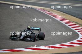 Valtteri Bottas (FIN) Mercedes AMG F1 W11. 28.11.2020. Formula 1 World Championship, Rd 15, Bahrain Grand Prix, Sakhir, Bahrain, Qualifying Day.