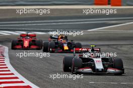 Kevin Magnussen (DEN) Haas VF-20. 28.11.2020. Formula 1 World Championship, Rd 15, Bahrain Grand Prix, Sakhir, Bahrain, Qualifying Day.
