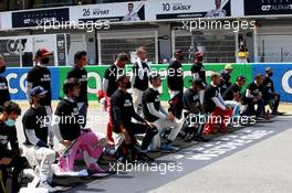 Drivers on the grid with their end racism support. 16.08.2020. Formula 1 World Championship, Rd 6, Spanish Grand Prix, Barcelona, Spain, Race Day.