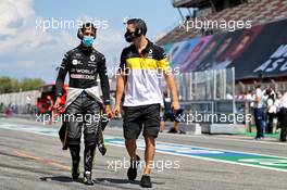 Daniel Ricciardo (AUS) Renault F1 Team on the grid. 16.08.2020. Formula 1 World Championship, Rd 6, Spanish Grand Prix, Barcelona, Spain, Race Day.