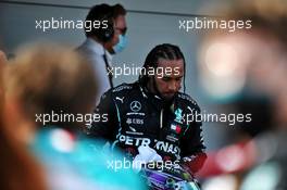 Race winner Lewis Hamilton (GBR) Mercedes AMG F1 in parc ferme. 16.08.2020. Formula 1 World Championship, Rd 6, Spanish Grand Prix, Barcelona, Spain, Race Day.
