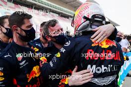 Max Verstappen (NLD) Red Bull Racing celebrates his second position in parc ferme with the team. 16.08.2020. Formula 1 World Championship, Rd 6, Spanish Grand Prix, Barcelona, Spain, Race Day.