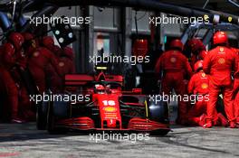 Charles Leclerc (MON) Ferrari SF1000 makes a pit stop. 16.08.2020. Formula 1 World Championship, Rd 6, Spanish Grand Prix, Barcelona, Spain, Race Day.
