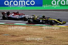 Kimi Raikkonen (FIN) Alfa Romeo Racing C39 and Esteban Ocon (FRA) Renault F1 Team RS20 battle for position. 16.08.2020. Formula 1 World Championship, Rd 6, Spanish Grand Prix, Barcelona, Spain, Race Day.