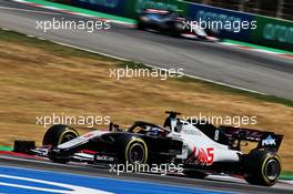 Romain Grosjean (FRA) Haas F1 Team VF-20. 15.08.2020. Formula 1 World Championship, Rd 6, Spanish Grand Prix, Barcelona, Spain, Qualifying Day.
