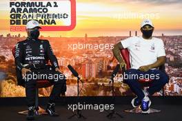 (L to R): Valtteri Bottas (FIN) Mercedes AMG F1 and Lewis Hamilton (GBR) Mercedes AMG F1 in the post qualifying FIA Press Conference. 15.08.2020. Formula 1 World Championship, Rd 6, Spanish Grand Prix, Barcelona, Spain, Qualifying Day.