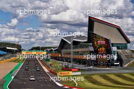 The start of the race.                                02.08.2020. Formula 1 World Championship, Rd 4, British Grand Prix, Silverstone, England, Race Day.
